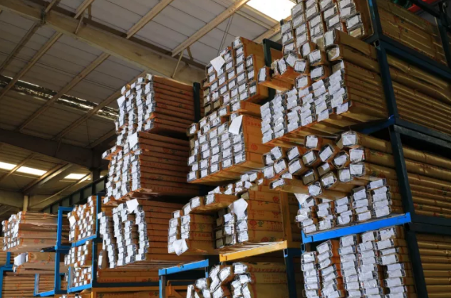 向假冒偽劣鋁材產(chǎn)品重拳出擊！中亞鋁業(yè)教你如何辨別真假！(圖5)