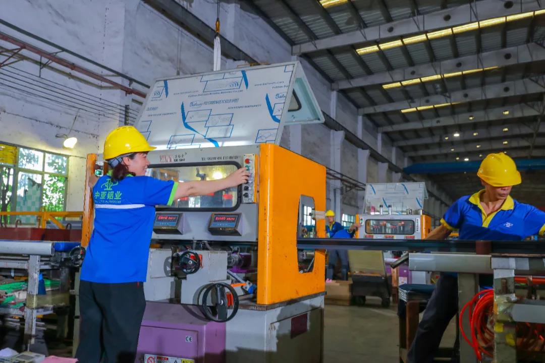 【鋁加工產業(yè)技術網(wǎng)絡論壇-4】 鋁業(yè)“破局” 中亞思考(圖3) 【鋁加工產業(yè)技術網(wǎng)絡論壇-4】 鋁業(yè)“破局” 中亞思考(圖3)