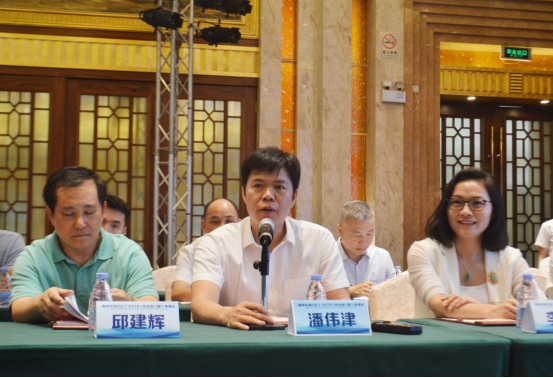 國(guó)家標(biāo)準(zhǔn)GB/T 8478《鋁合金門窗》審查會(huì)在佛山順利召開(kāi)(圖5) 國(guó)家標(biāo)準(zhǔn)GB/T 8478《鋁合金門窗》審查會(huì)在佛山順利召開(kāi)(圖5)