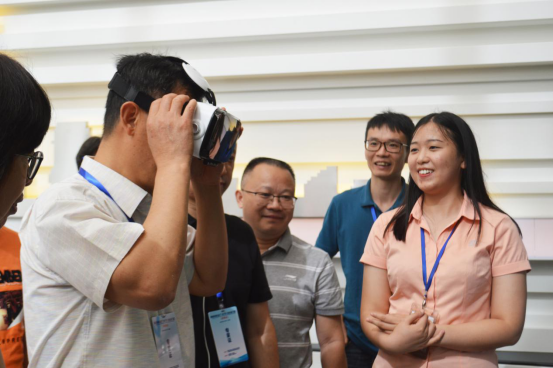 國(guó)家標(biāo)準(zhǔn)GB/T 8478《鋁合金門窗》審查會(huì)在佛山順利召開(kāi)(圖10) 國(guó)家標(biāo)準(zhǔn)GB/T 8478《鋁合金門窗》審查會(huì)在佛山順利召開(kāi)(圖10)